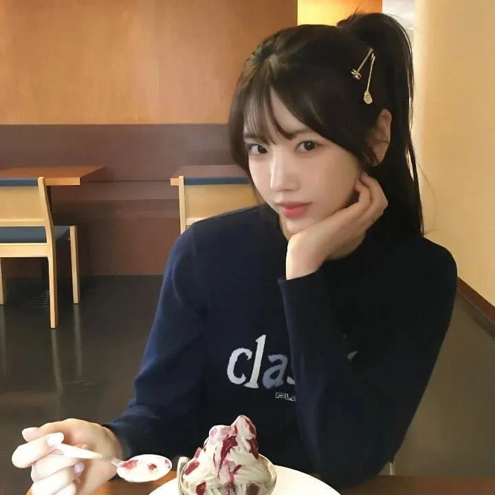 玫瑰园里的老少爷们儿