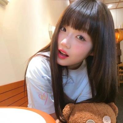 百媚千娇